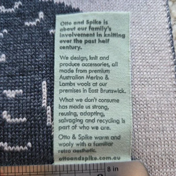 NWT Otto & Spike Merino Scarf Wool Knit Cockatoo Parrot Bird Charcoal GREY - Picture 7 of 12